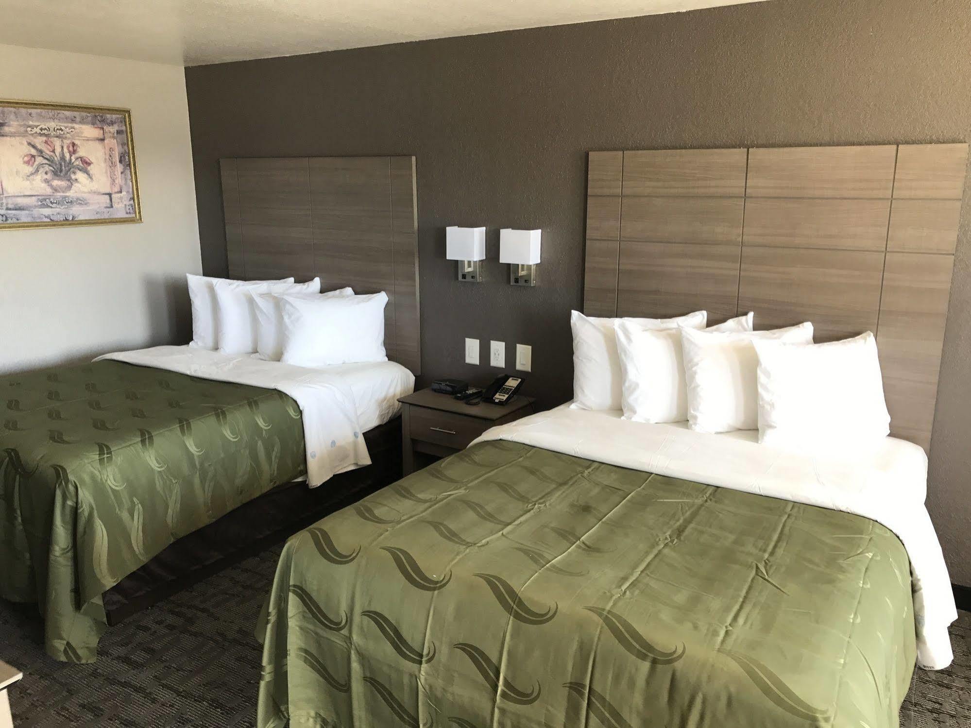 Quality Inn I-10 East Near Frost Bank Center San Antonio Exteriör bild